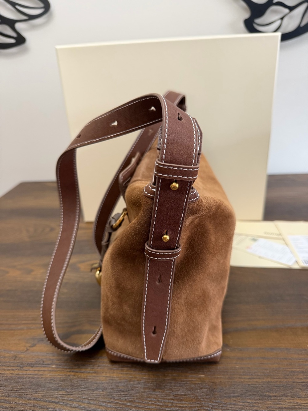Large Yore Hobo Bag (Minimal Version) - Sandal Suede - Picture 9 of 13